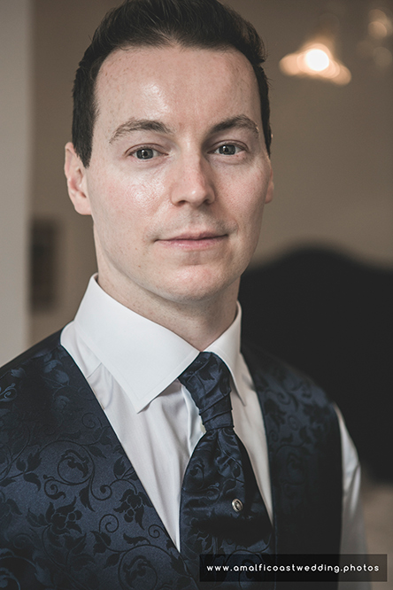 groom portrait