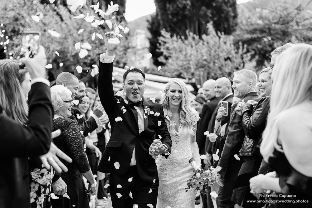 black and white wedding reportage photography